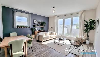 Appartement à vendre 272 000 € 3 pièces 2 chambres 65 m² Sous le toit, Étage 3/3 La Clef Saint Pierre Élancourt 78990