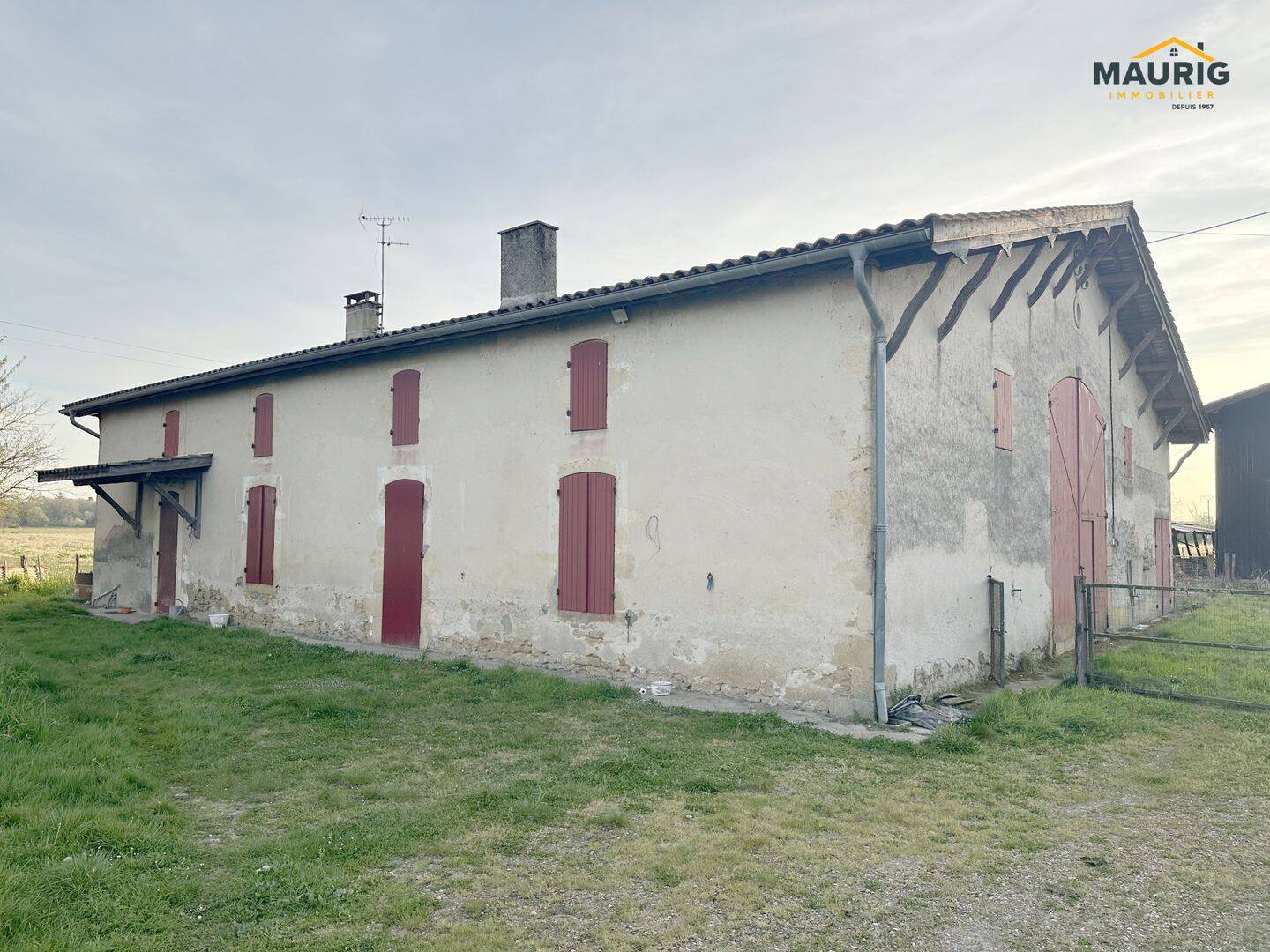 Maison 4 pièces 400 m² · à Castets Et Castillon · 400 m² · 212 000 €