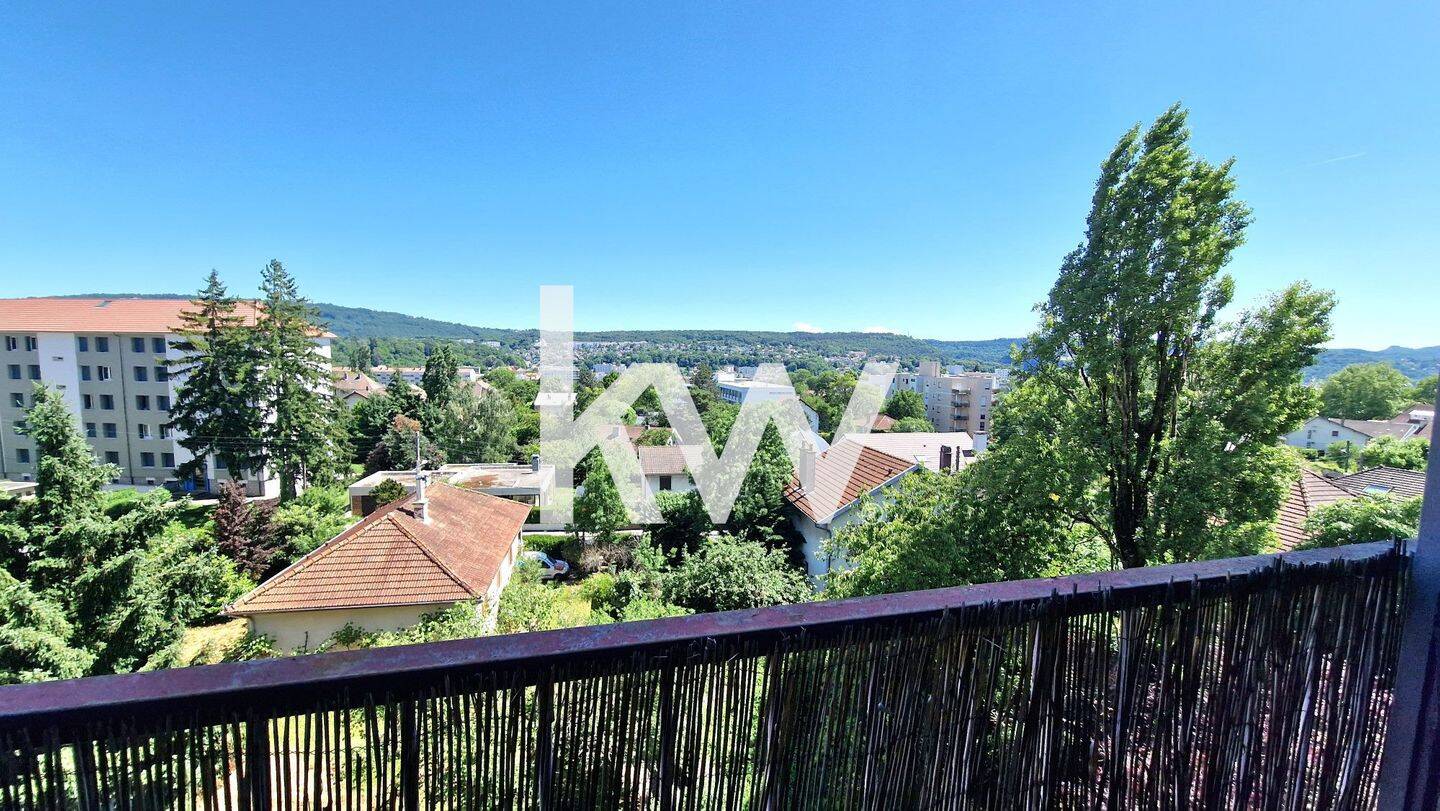 Appartement 4 pièces 76 m² · à Besançon · 76,3 m² · 145 000 €