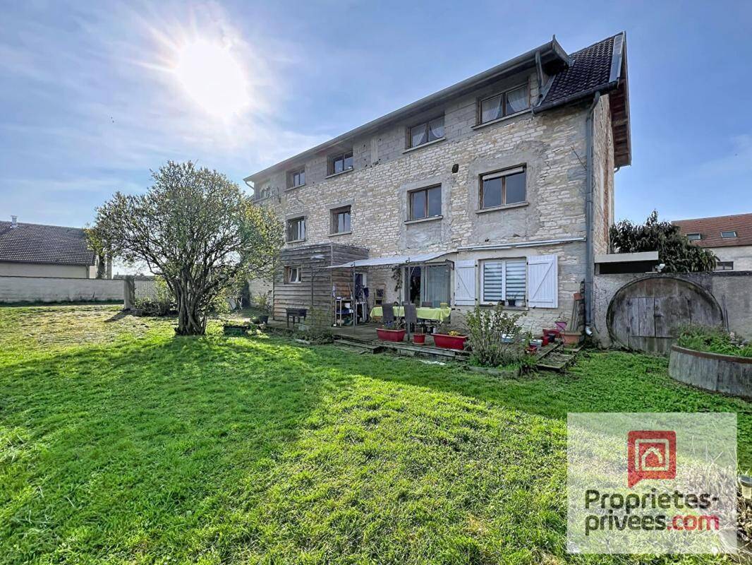 Maison 12 pièces 238 m² · à Ruffey-lès-Echirey · 237,5 m² · 279 000 €