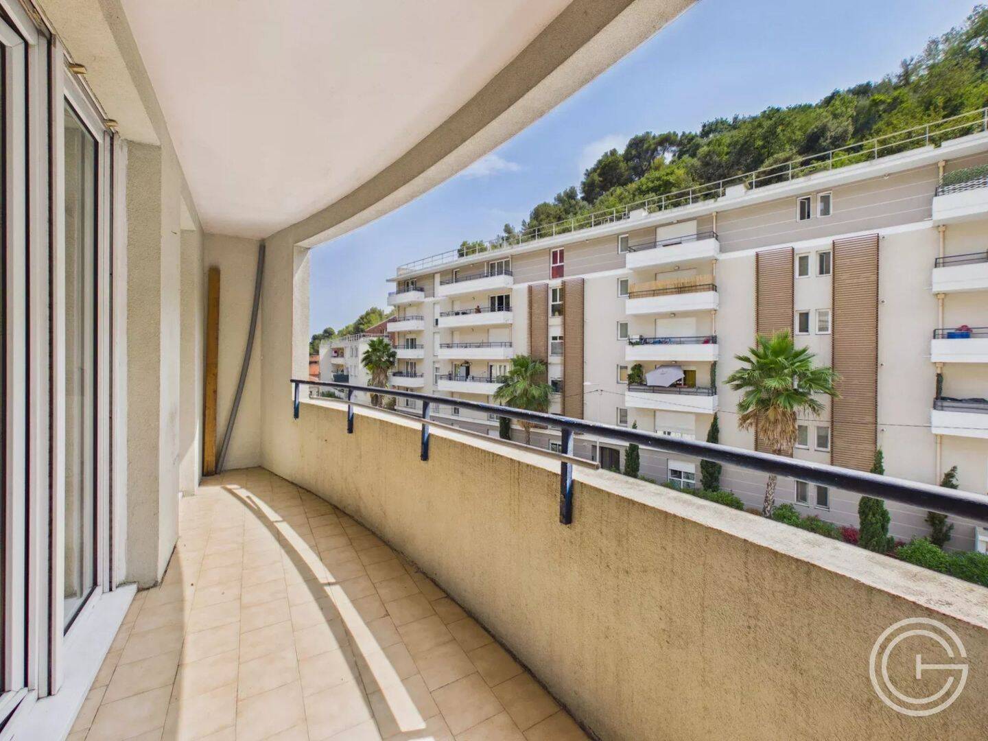 Appartement 1 pièce 35 m² · à Nice · 35,1 m² · 670 €