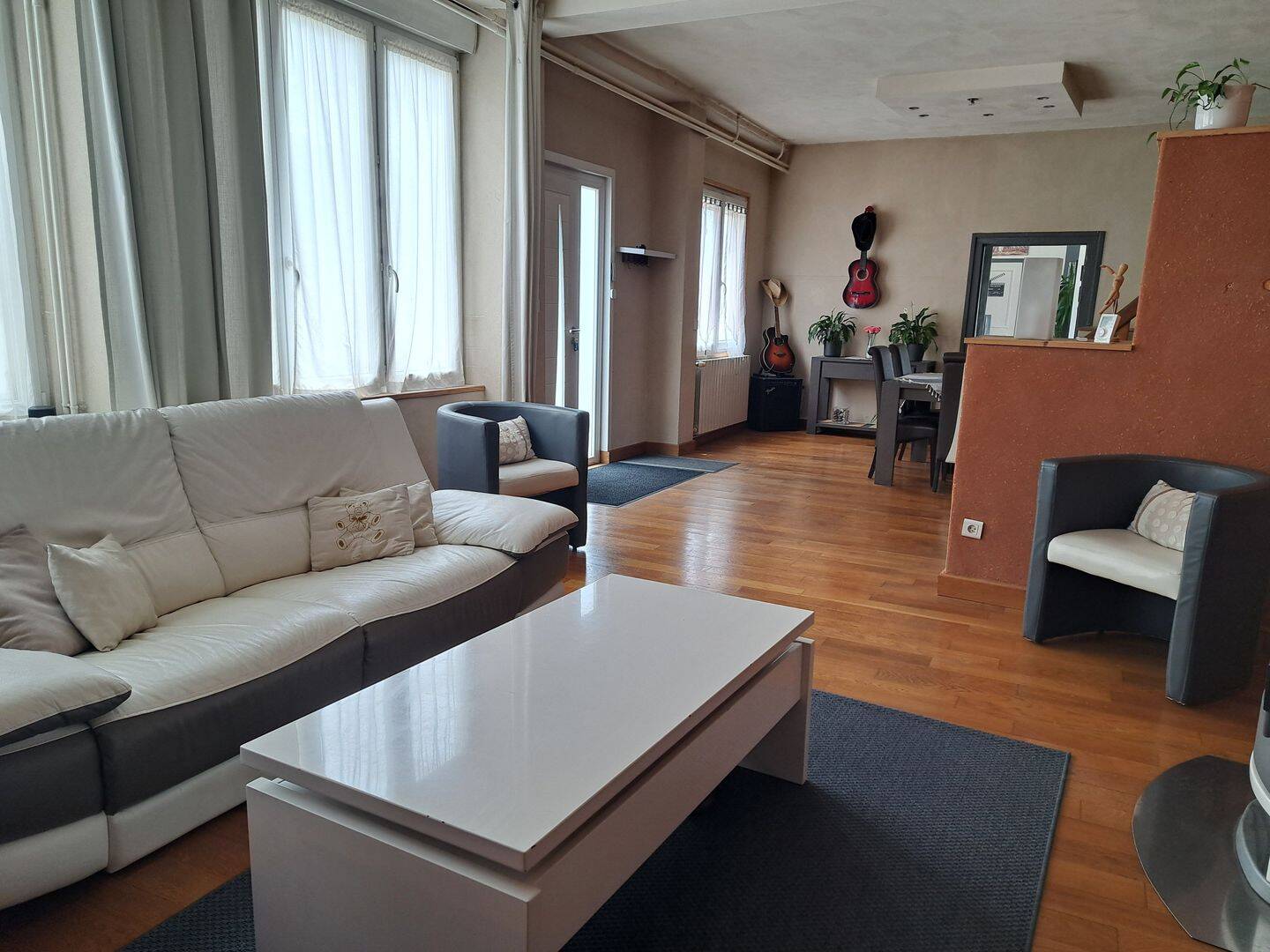 Maison 6 pièces 153 m² · à Moidieu-Détourbe · 153 m² · 245 000 €