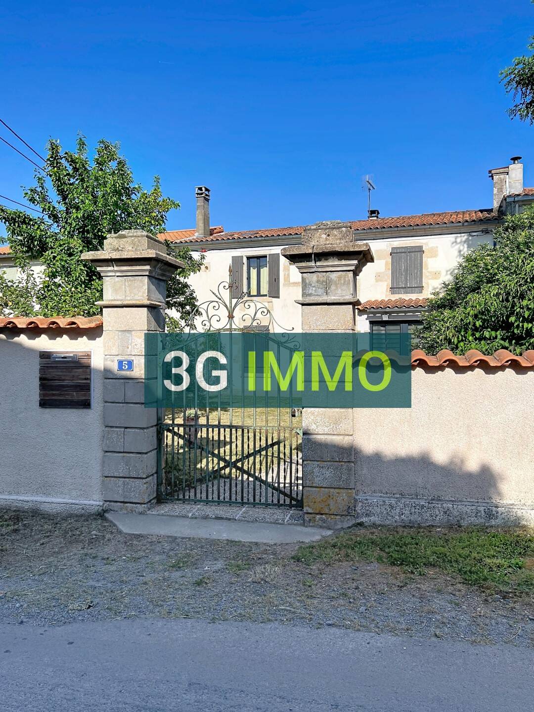 Maison 7 pièces 142 m² · à Arçais · 142 m² · 293 895 €