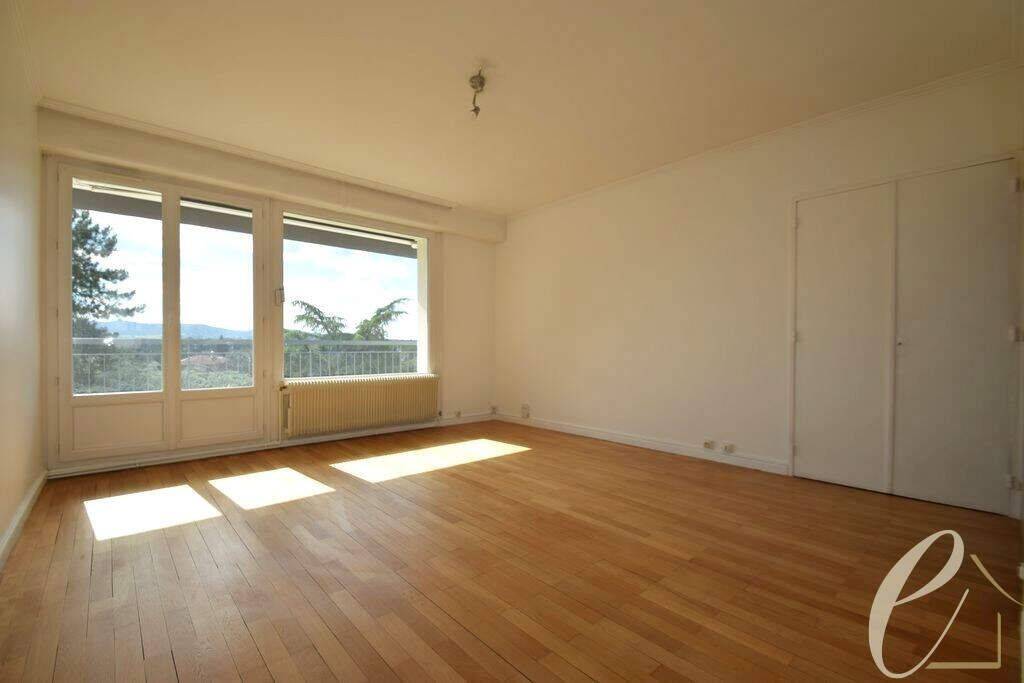 Appartement 3 pièces 64 m² · à Tassin-la-Demi-Lune · 63,9 m² · 1 100 €/mois