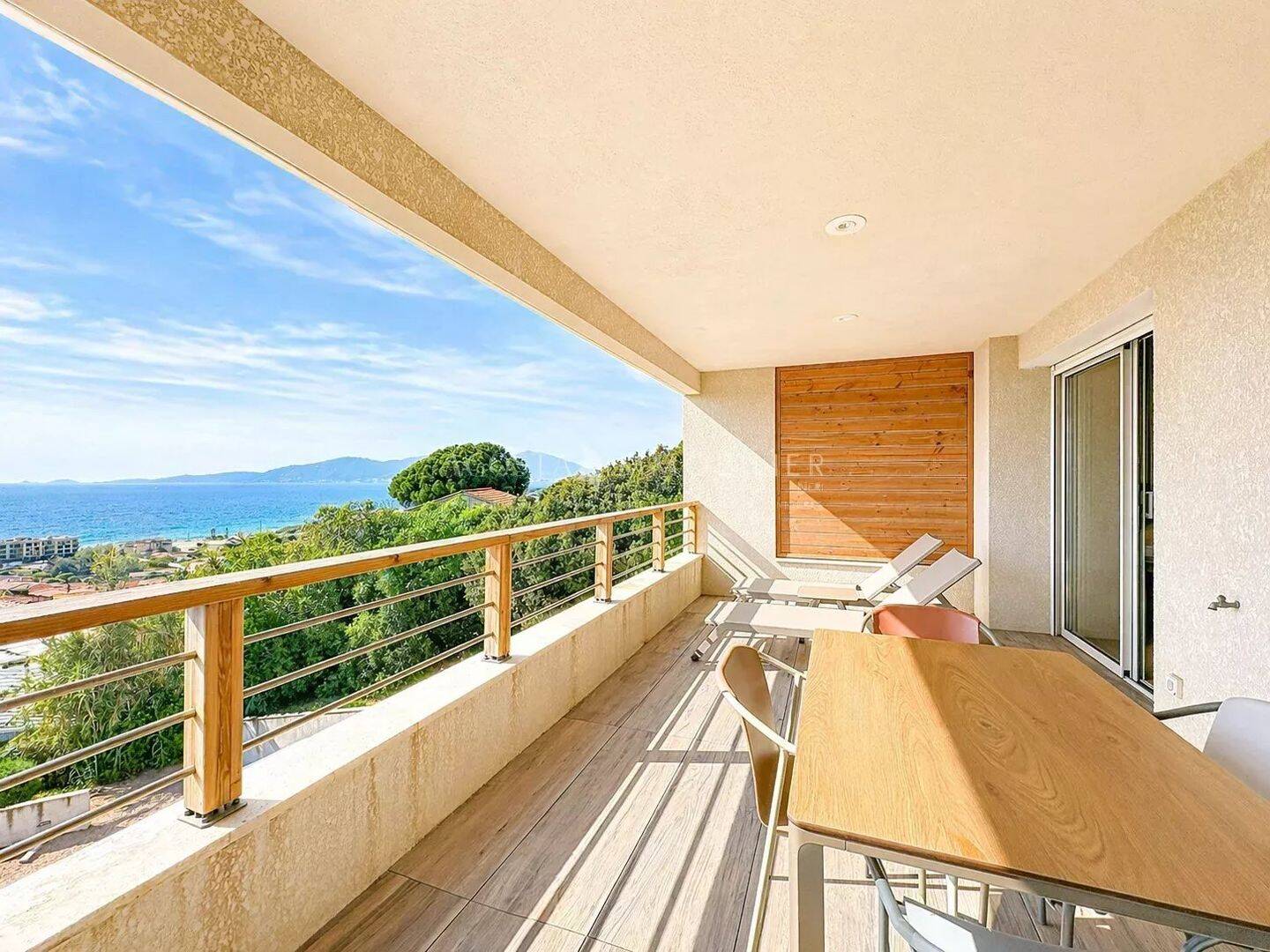 Appartement 2 pièces 48 m² · à Albitreccia · 48,5 m² · 460 000 €