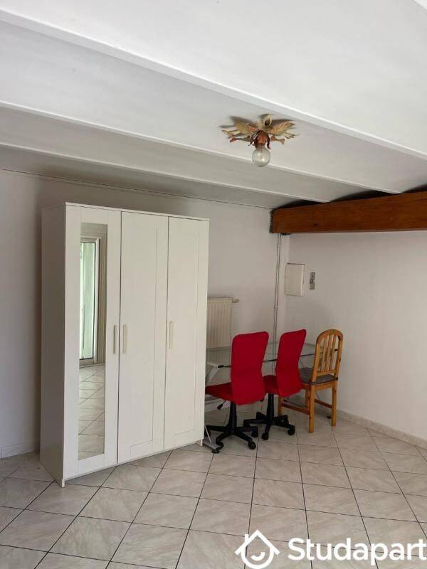 1 pièce 19 m² · à Marseille 12ème Arrondissement · 19 m² · 450 €