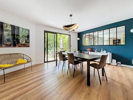 Maison à vendre 1 200 000 € 10 pièces 5 chambres 330 m² 2 573 m² de terrain Saint-Léonard 51500