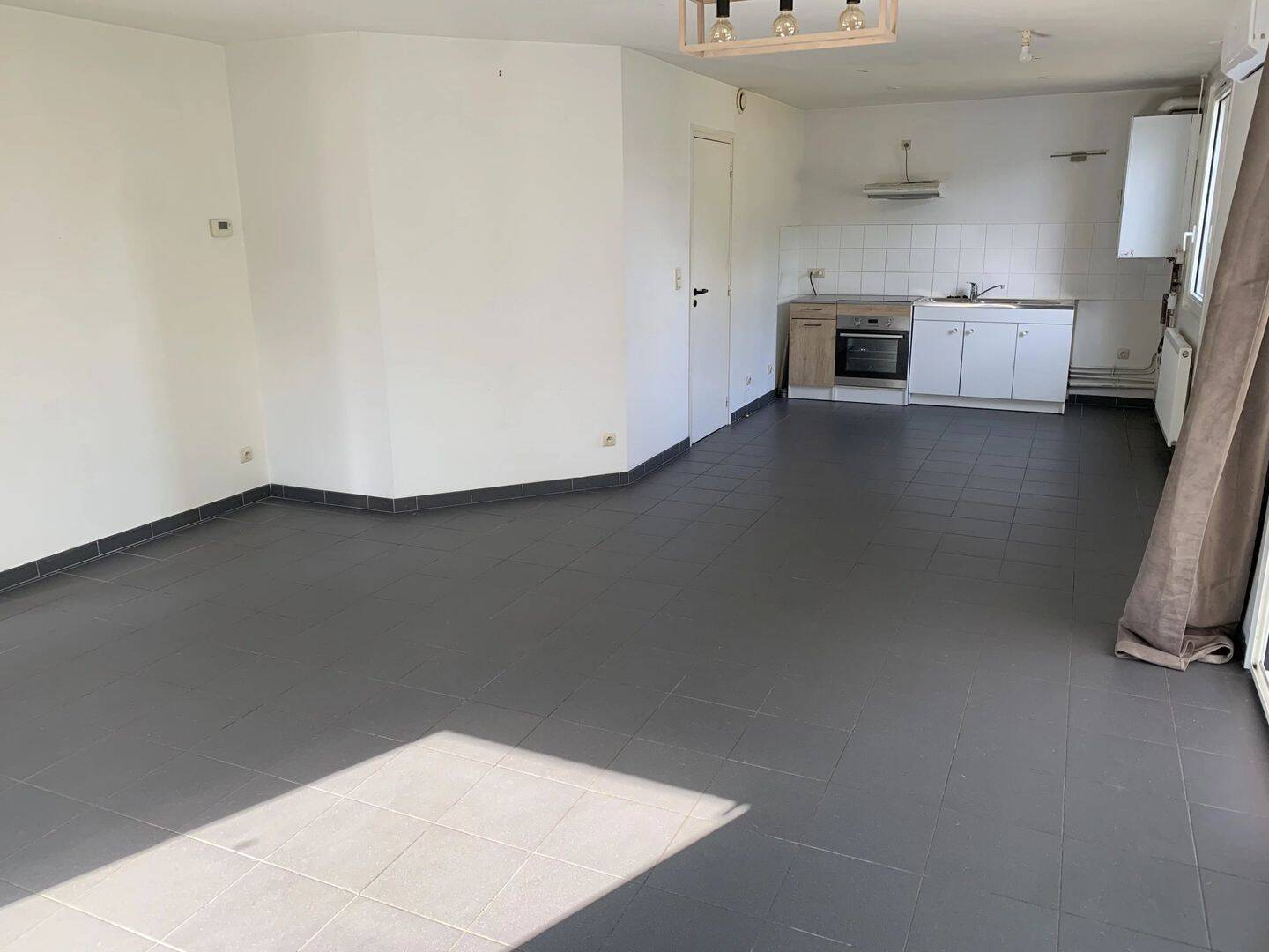 Appartement 4 pièces 105 m² · à Neuville-en-Ferrain · 104,8 m² · 1 220 €