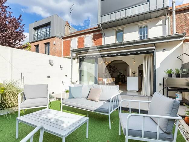 Maison à vendre 790 000 € 4 pièces 3 chambres 128 m² Vieux Saint Ouen St Ouen 93400