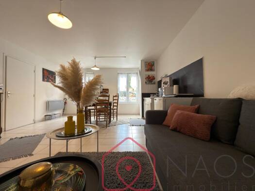 Immeuble à vendre 148 000 € 183 m² Centre Sedan 08200