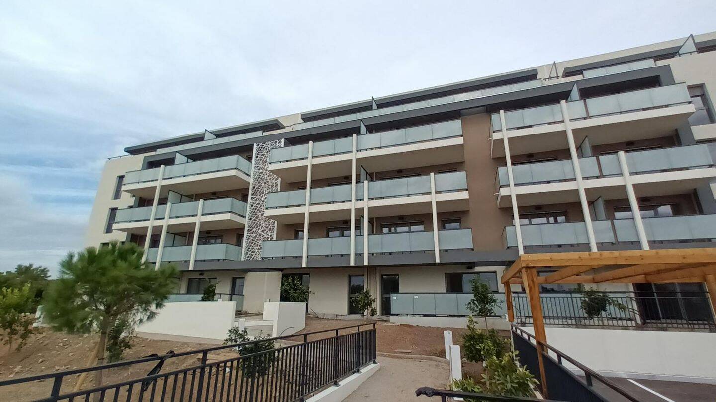 Appartement 2 pièces 43 m² · à Antibes · 43 m² · 896 €