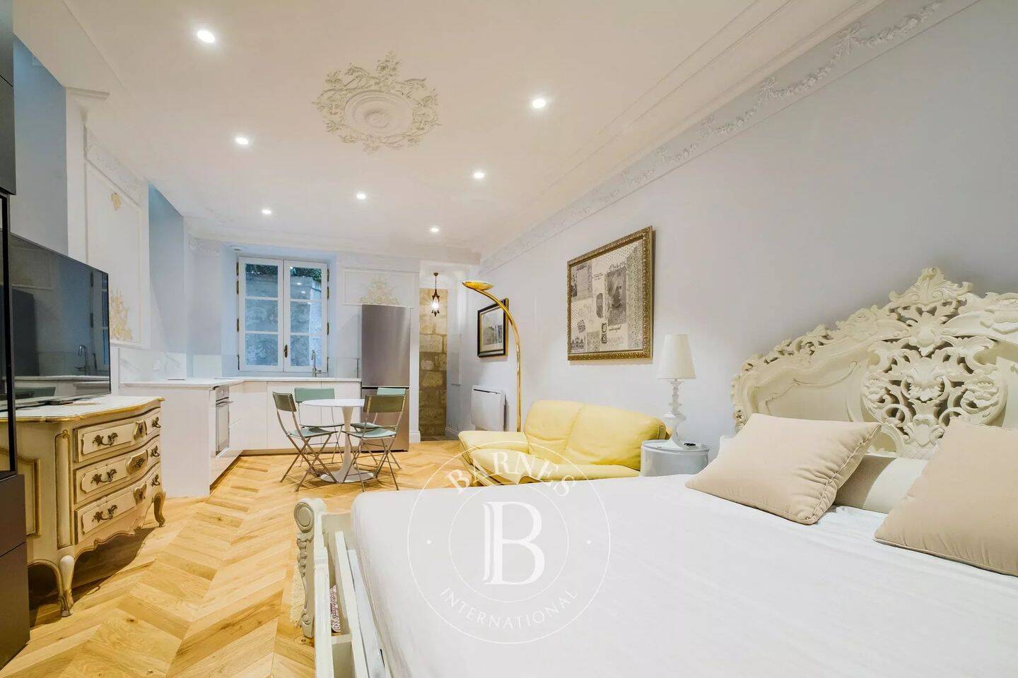 Appartement 1 pièce 31 m² · à Bordeaux · 31 m² · 930 €/mois