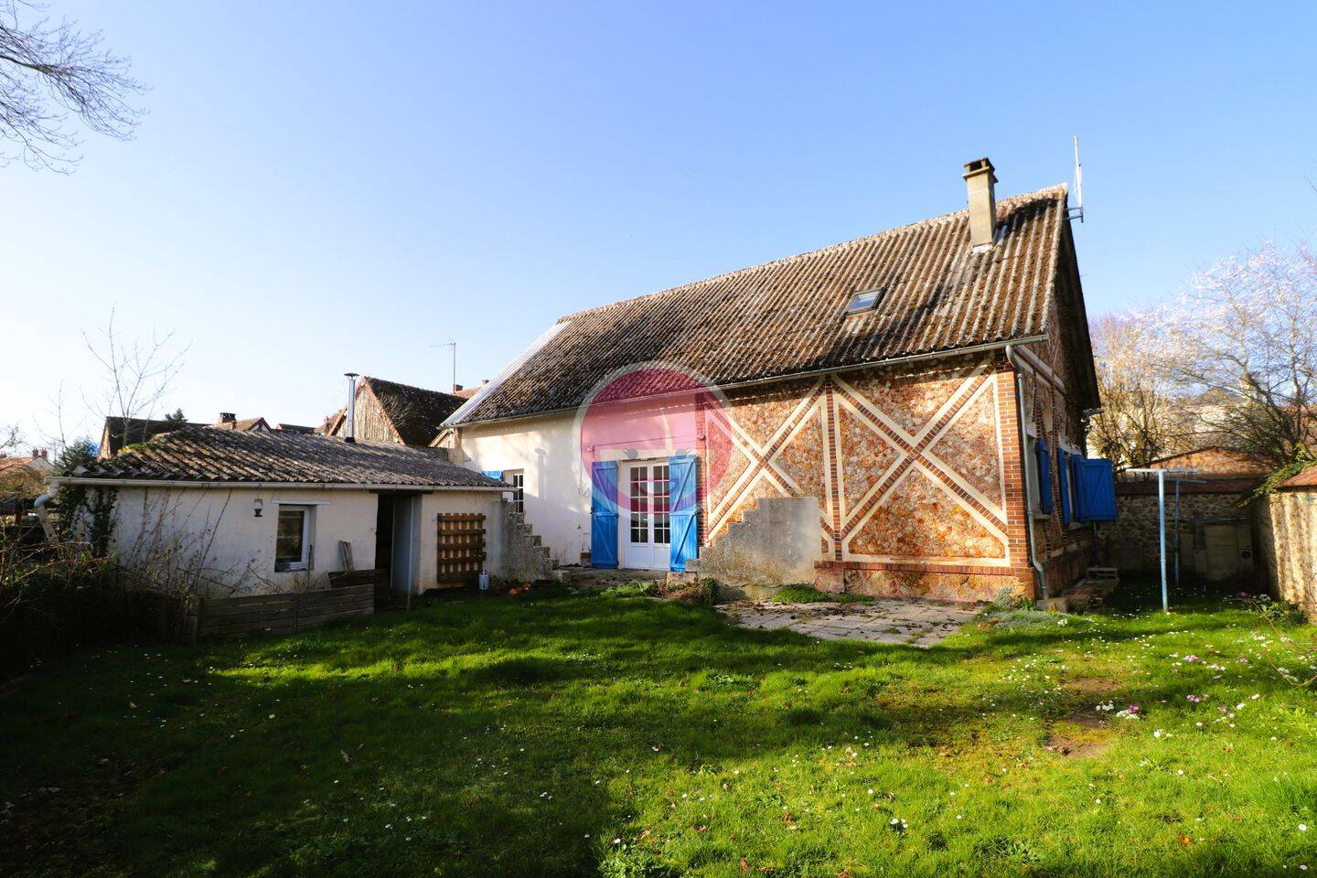 Maison 6 pièces 139 m² · à Courville-sur-Eure · 138,9 m² · 159 750 €