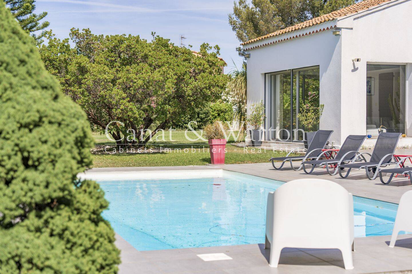Maison 6 pièces 240 m² · à Carqueiranne · 240 m² · 1 600 000 €