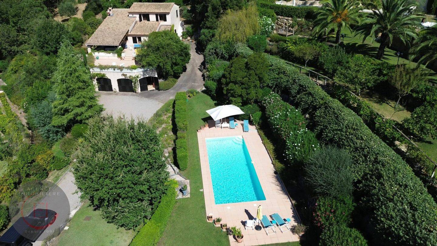 Maison 6 pièces 140 m² · à Les Adrets-de-l'Estérel · 140 m² · 745 000 €