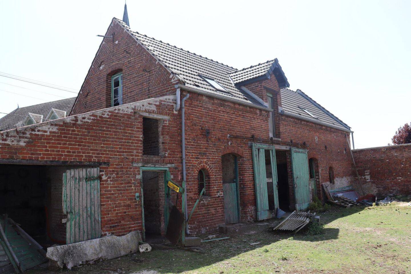 Maison 370 m² · à Cambrai · 370 m² · 128 400 €