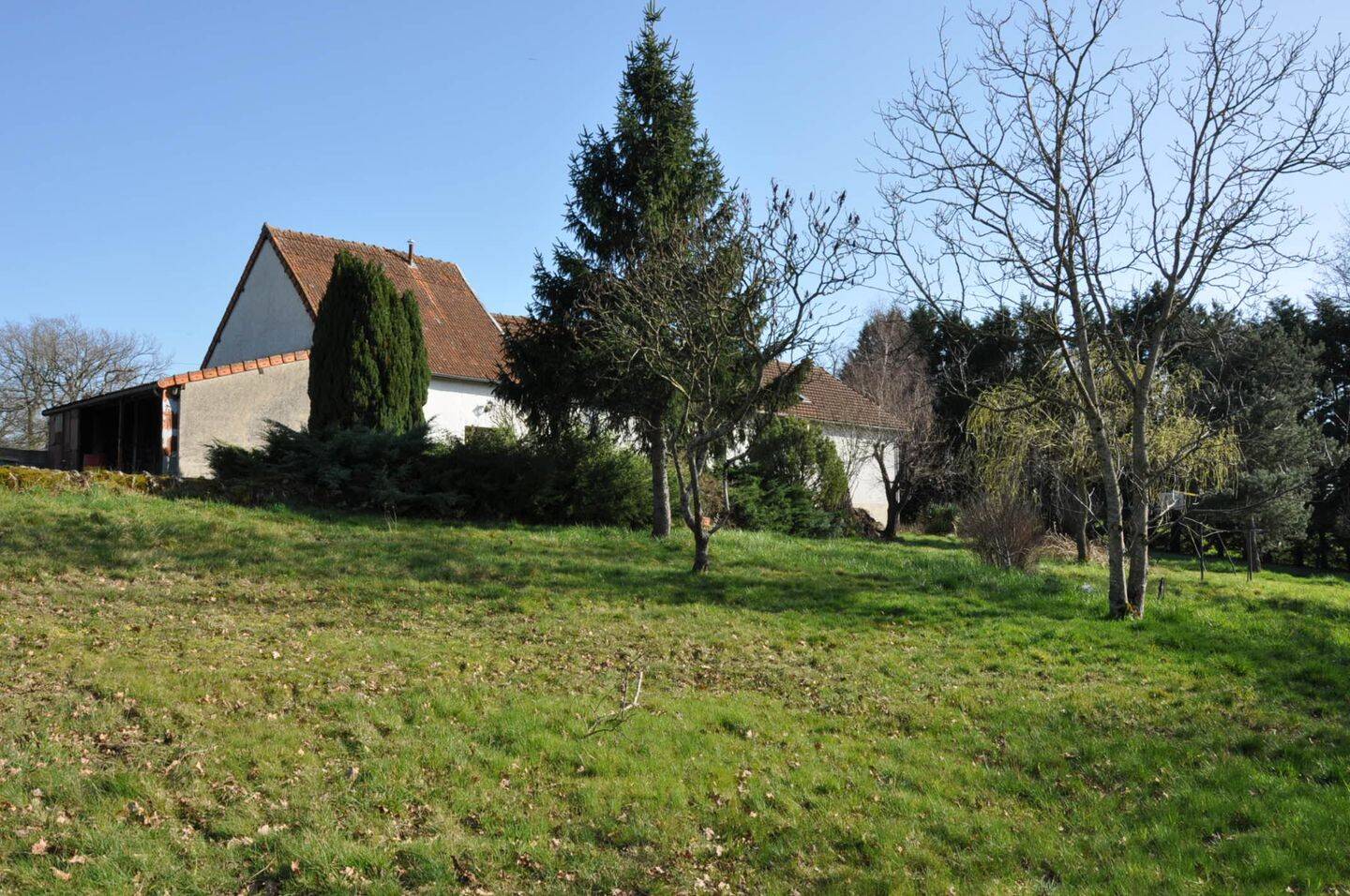 Maison 8 pièces 138 m² · à Lapalisse · 138 m² · 107 000 €