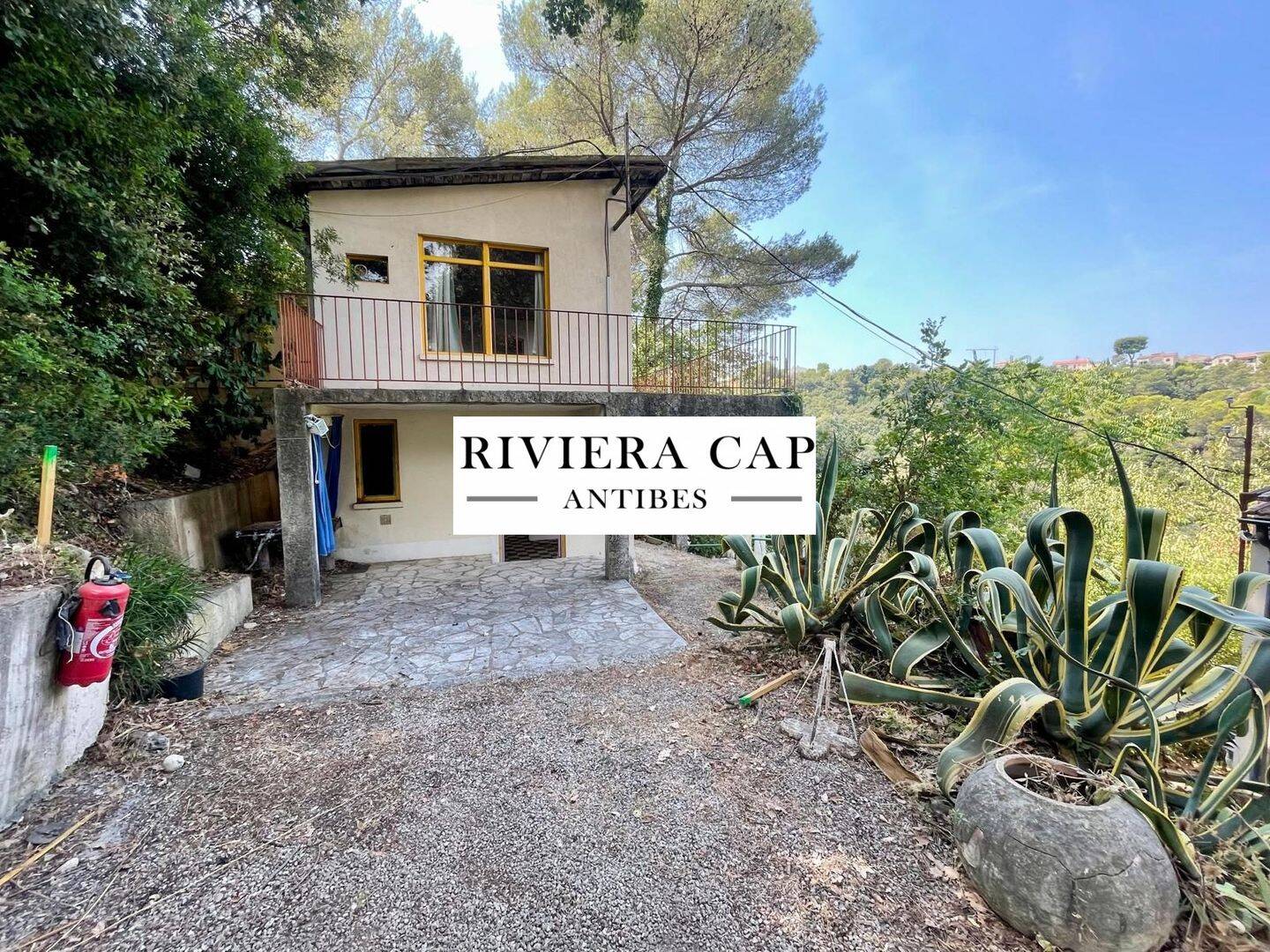 Maison 6 pièces 160 m² · à Cagnes-sur-Mer · 160 m² · 445 000 €