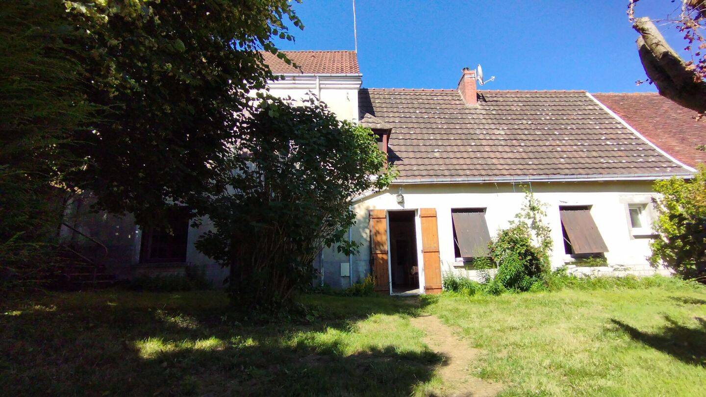Maison 3 pièces 112 m² · à Obterre · 112 m² · 78 000 €