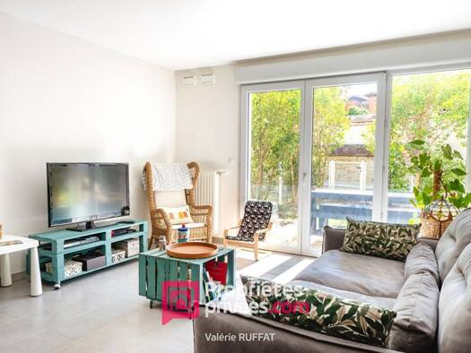 Appartement à vendre 185 000 € 3 pièces 2 chambres 64 m² RDC/2 Saint-Jory 31790