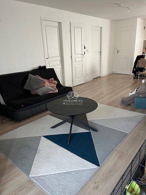 3 pièces 57 m² · à Belleville-en-Beaujolais · 57 m² · 676 €/mois