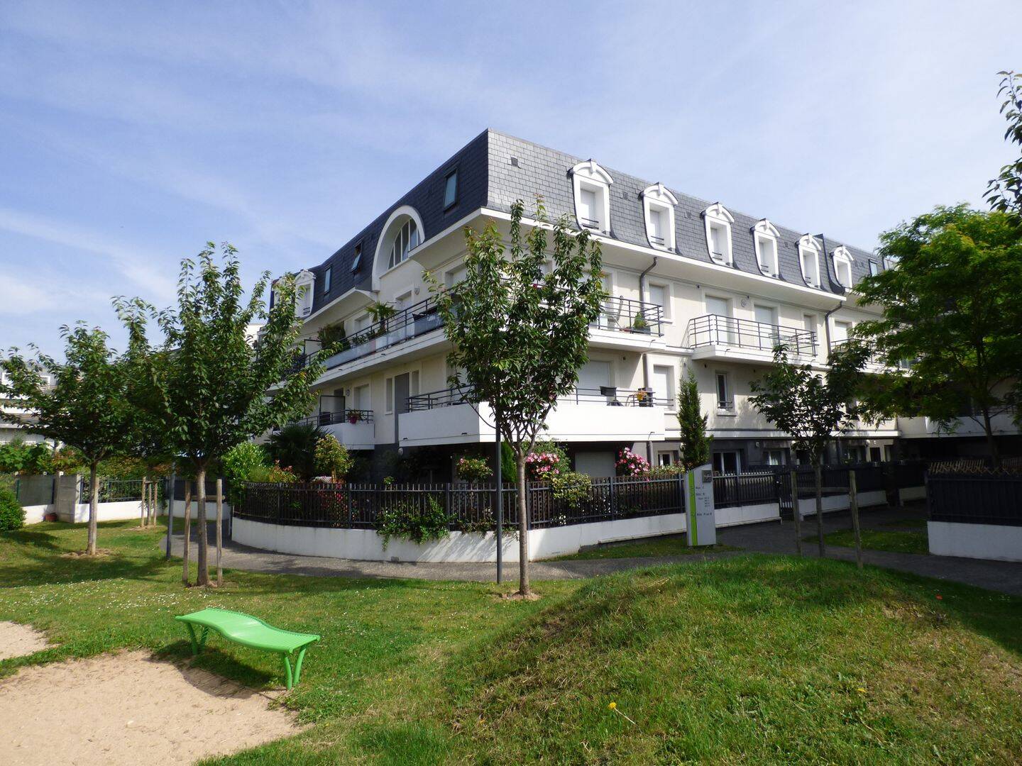 Appartement 1 pièce 21 m² · à Sartrouville · 20,6 m² · 723 €