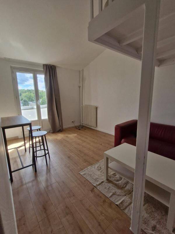 Appartement 1 pièce 22 m² · à Creil · 22 m² · 690 €/mois