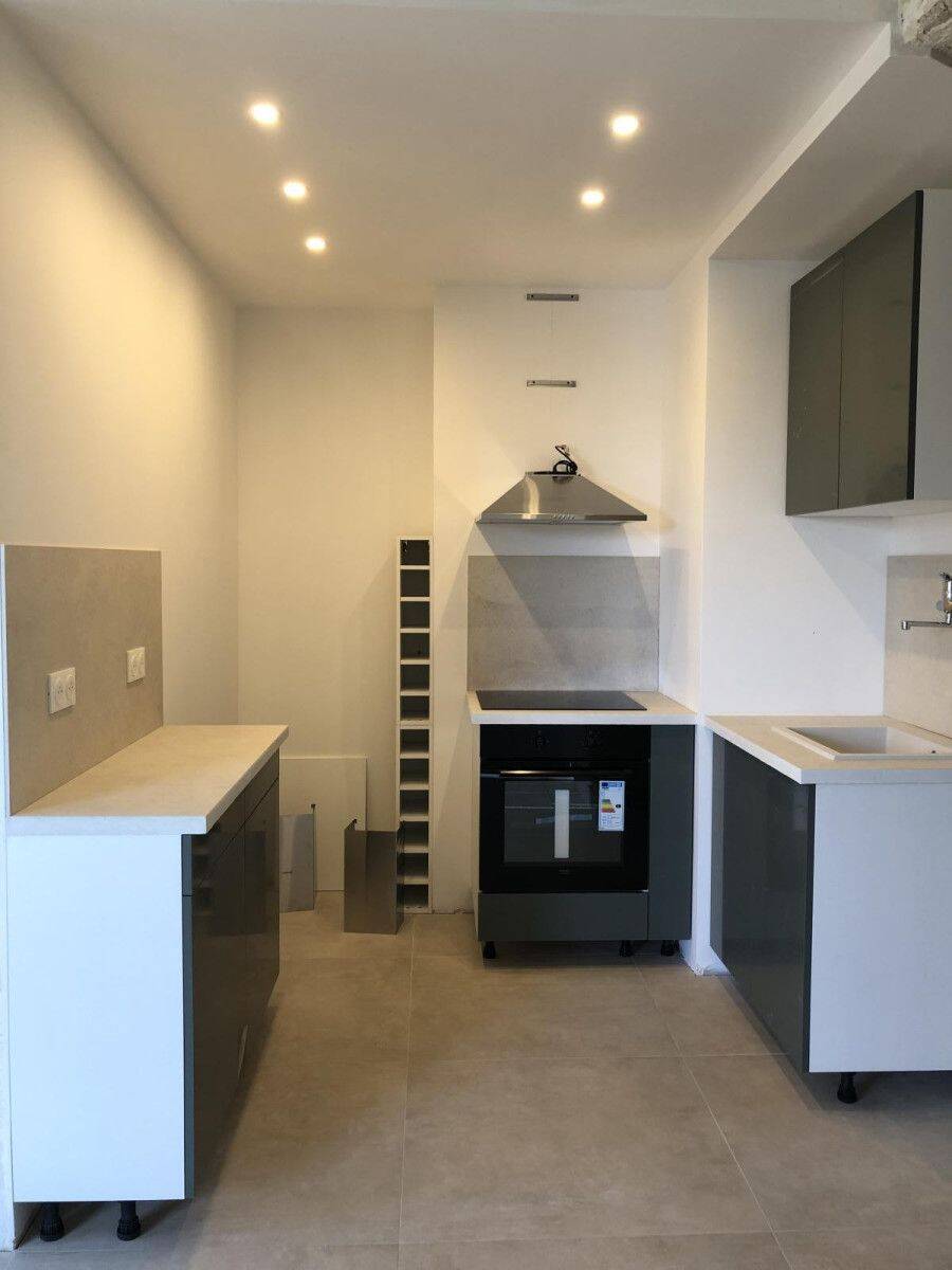Appartement 2 pièces 39 m² · à Aix-en-Provence · 39 m² · 890 €