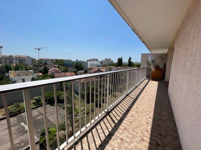 Appartement 2 pièces 65 m² · à Villeurbanne · 65 m² · 840 €/mois