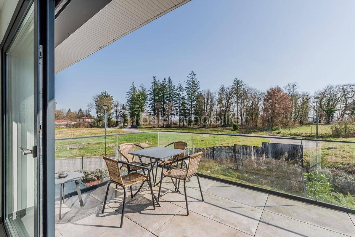 Appartement 4 pièces 81 m² · à Chazey-sur-Ain · 81 m² · 290 000 €
