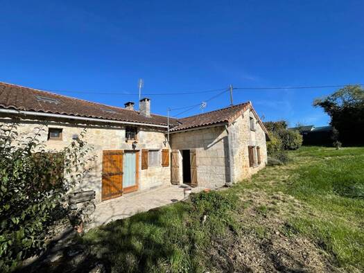 Maison à vendre 130 800 € 4 pièces 3 chambres 88 m² 2 000 m² de terrain Mareuil en Périgord 24340