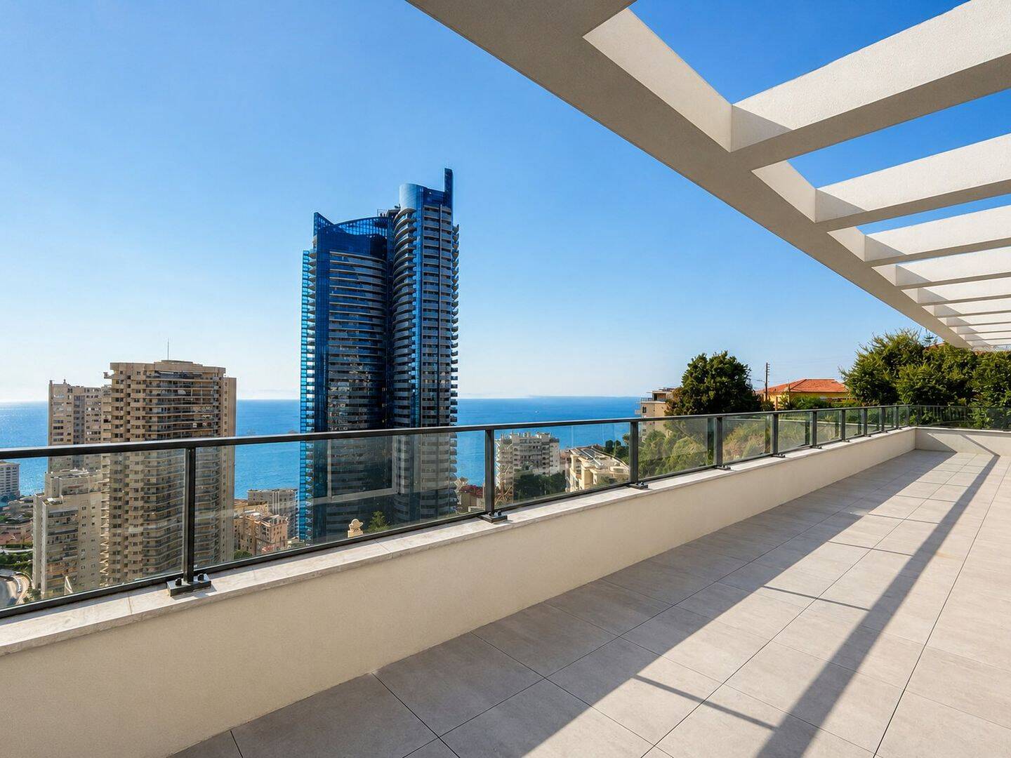 Appartement 5 pièces 140 m² · à Beausoleil · 140 m² · 1 970 000 €