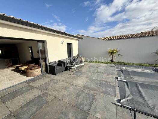 Maison à vendre 337 000 € 4 pièces 3 chambres 97 m² Médis 17600