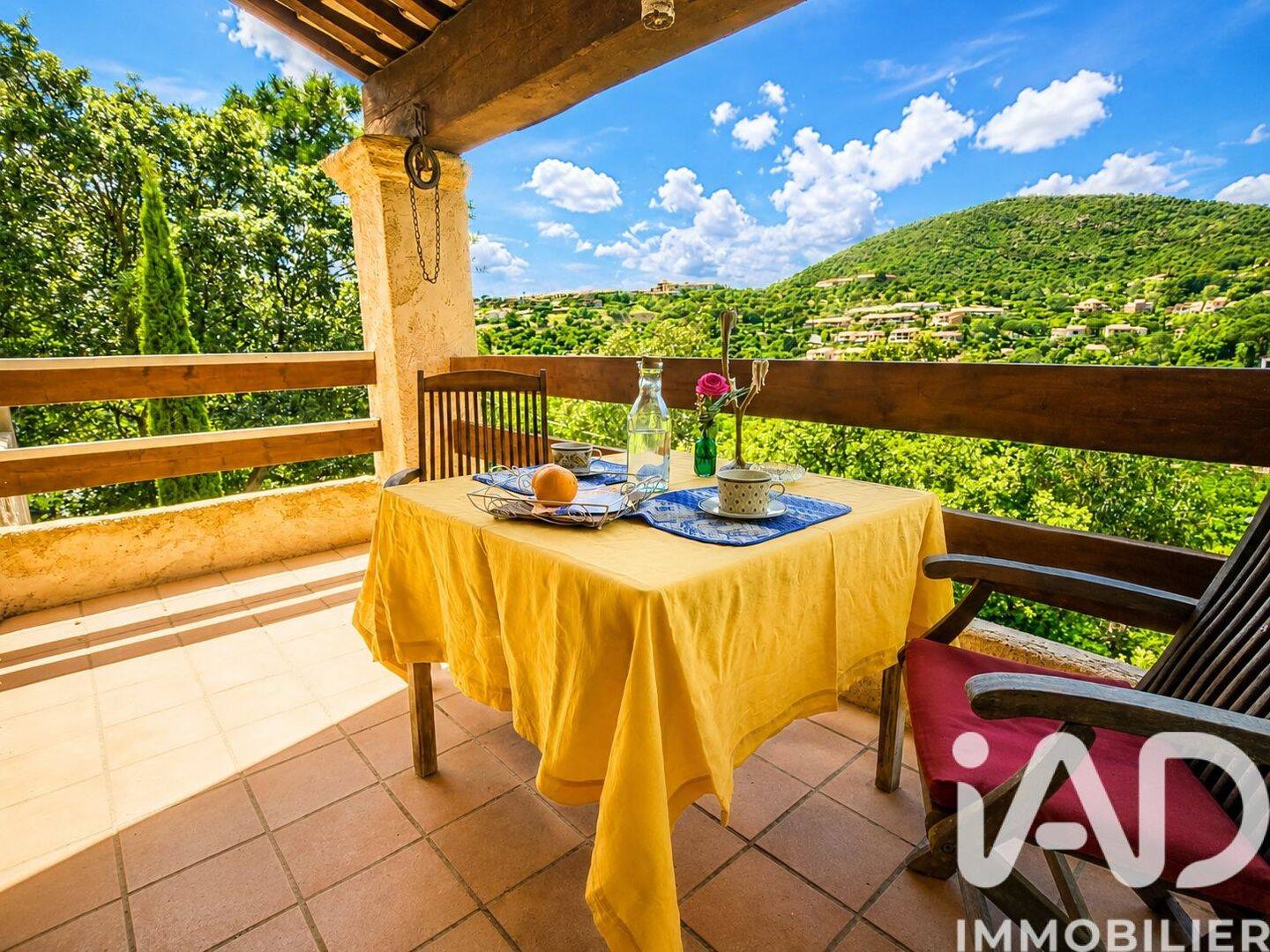 Maison 5 pièces 155 m² · à Roquebrune-sur-Argens · 155 m² · 695 000 €