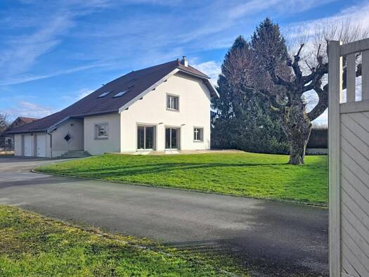 Maison à vendre 380 000 € 5 pièces 3 chambres 197 m² 1 947 m² de terrain Saône 25660