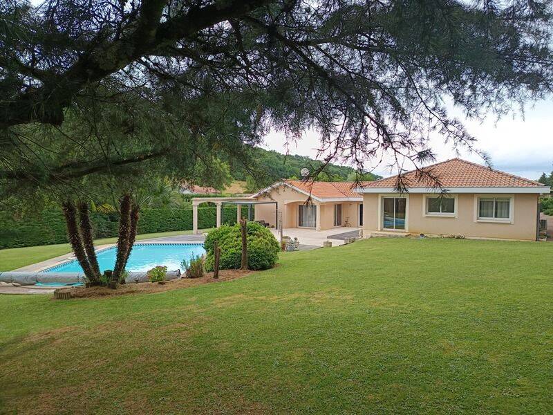 Maison 7 pièces 198 m² · à Aire-sur-l'Adour · 198 m² · 513 000 €
