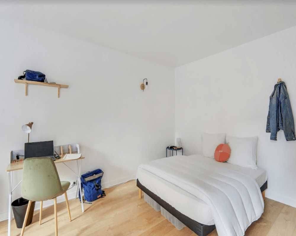 Appartement 2 pièces 50 m² · à Paris 19ème Arrondissement · 50 m² · 1 295 €