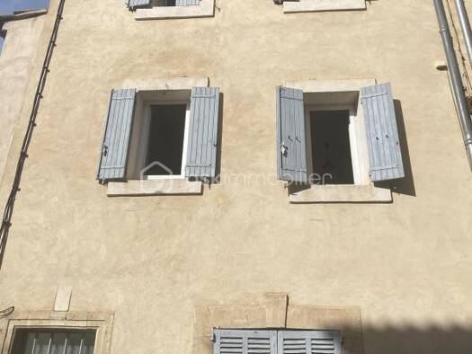 Immeuble à vendre 150 000 € 150 m² Centre Nord Apt 84400