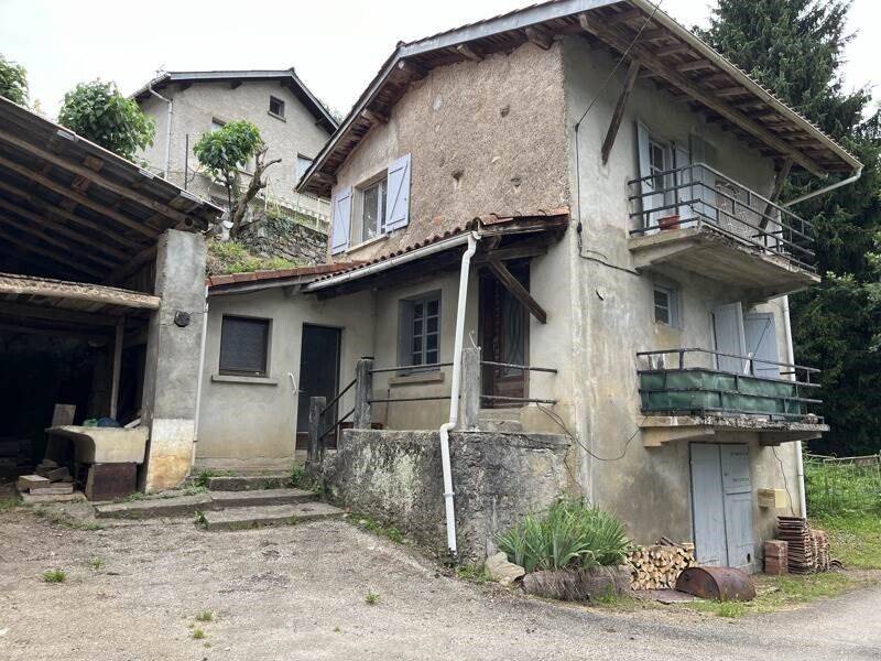 Maison en pierre de 2 pièces principales