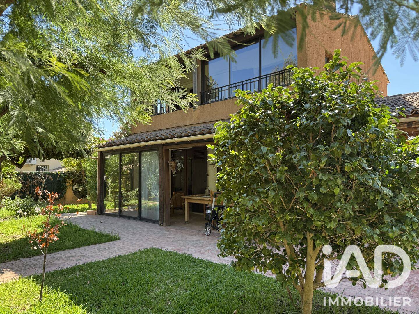 Maison 5 pièces 100 m² · à La Londe-les-Maures · 100,2 m² · 476 000 €