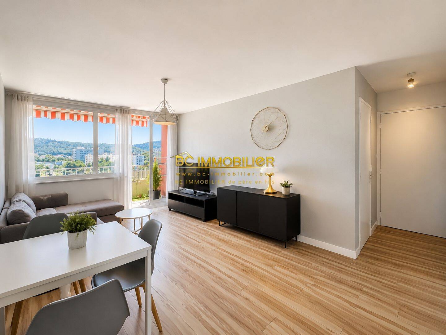 Appartement 3 pièces 57 m² · à Marseille 9ème Arrondissement · 56,7 m² · 173 000 €