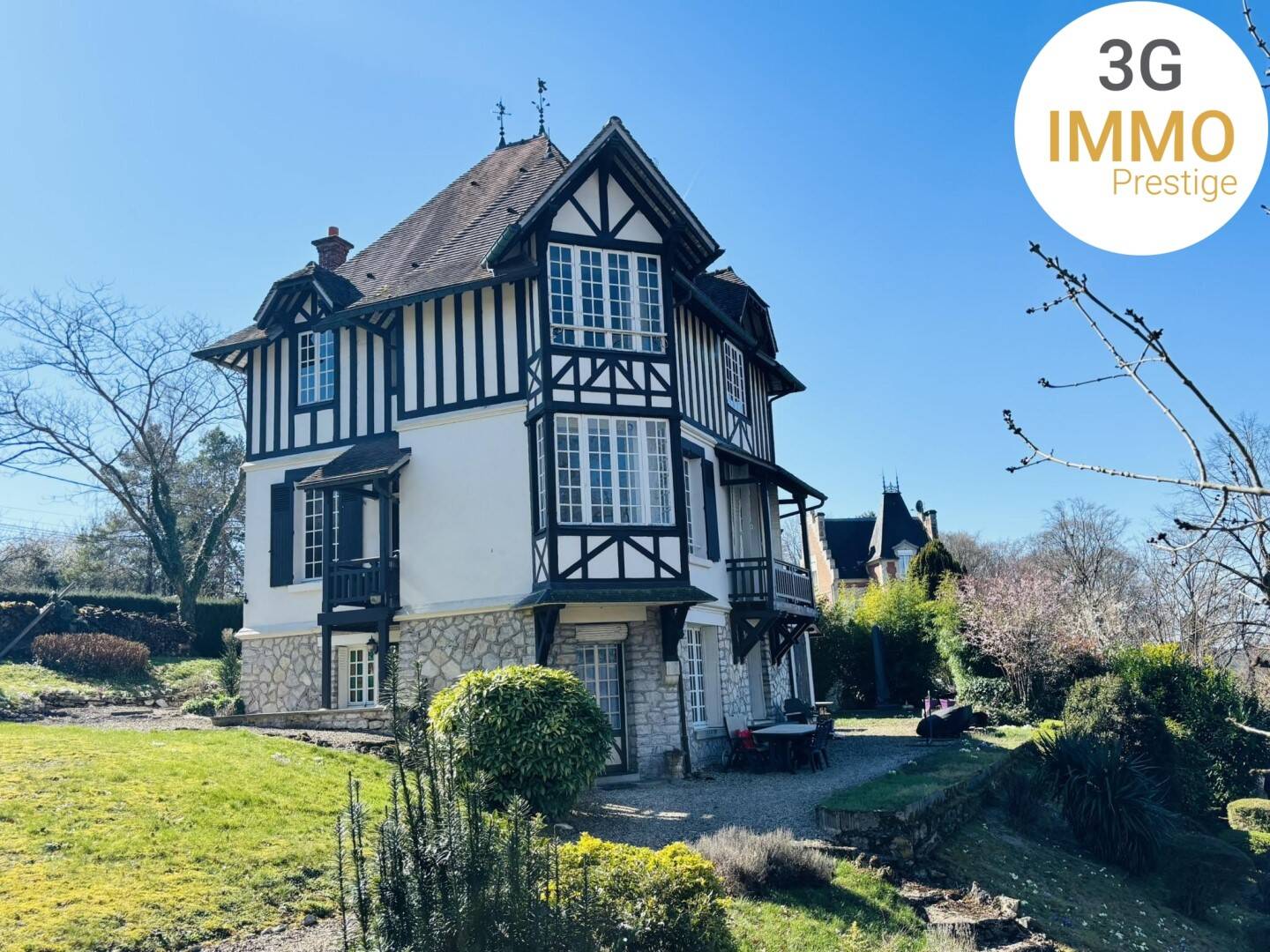 Maison 11 pièces 183 m² · à Pierrefonds · 183 m² · 545 000 €