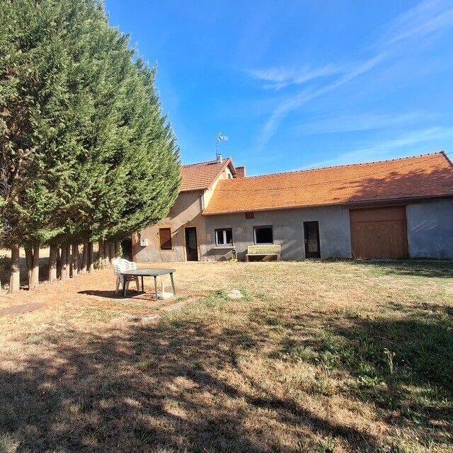 Maison 4 pièces 90 m² · à Chambilly · 90 m² · 65 000 €