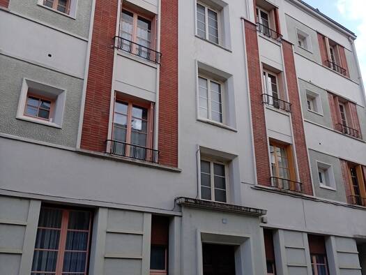 Appartement à vendre 56 000 € 4 pièces 2 chambres 72 m² RDC Cité Bretonnie-Chatelet-Favieres-Conches Montluçon 03100