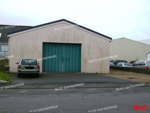 Entrepôt à louer 800 € 138 m² d'espace de stockage Le Ronquedo Quéven 56530