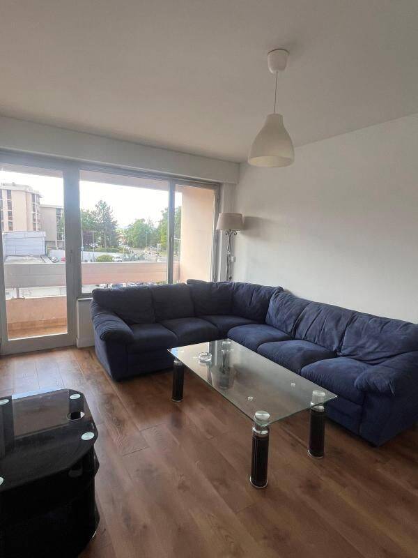 Appartement 2 pièces 40 m² · à La Roche-sur-Foron · 39,7 m² · 890 €/mois