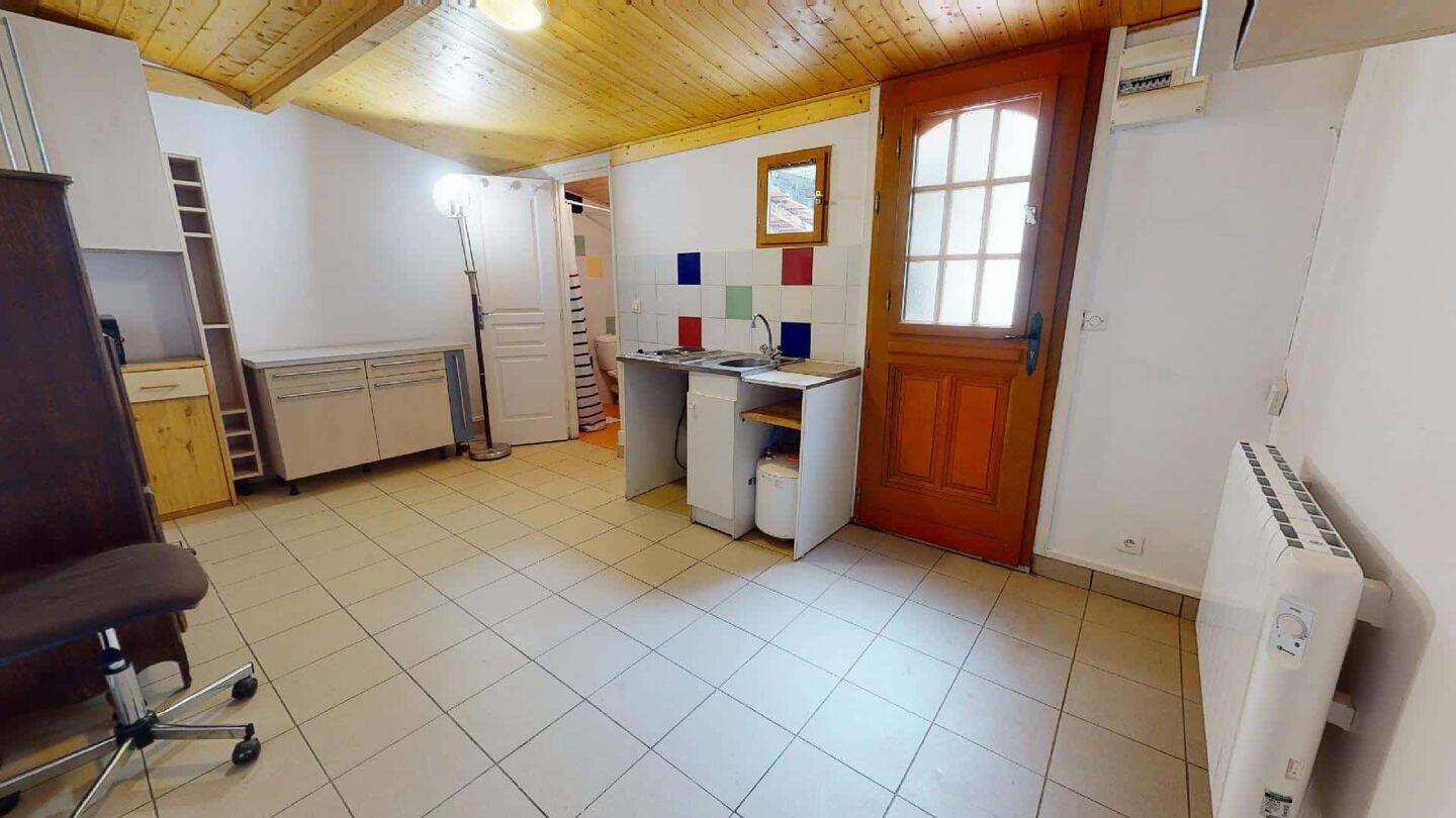 Appartement 1 pièce 16 m² · à Clermont-Ferrand · 16 m² · 310 €