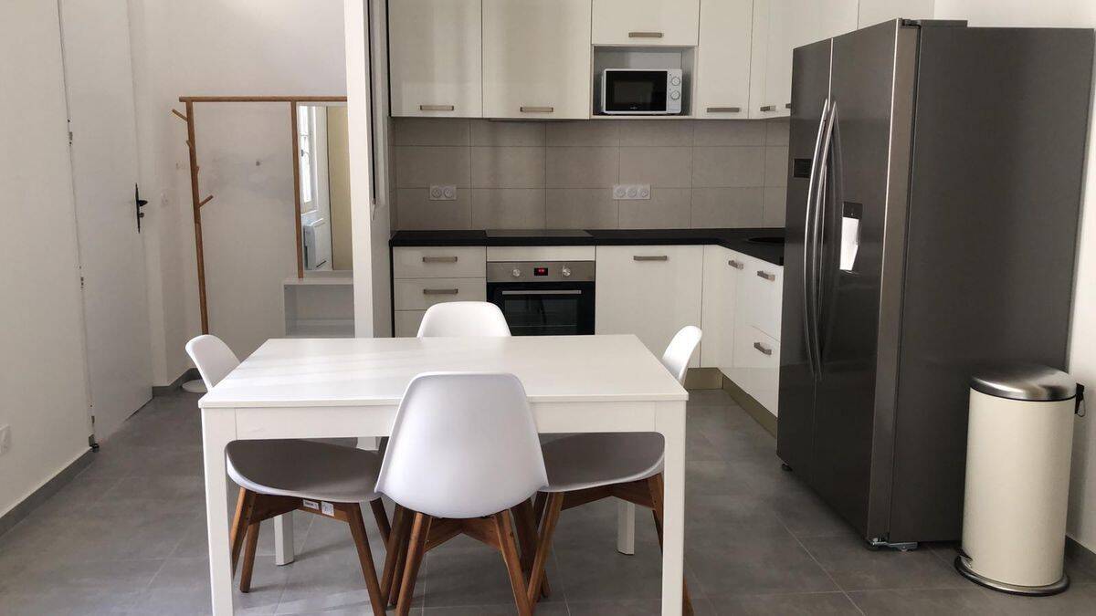 Appartement 2 pièces 48 m² · à Bordeaux · 48 m² · 1 200 €/mois