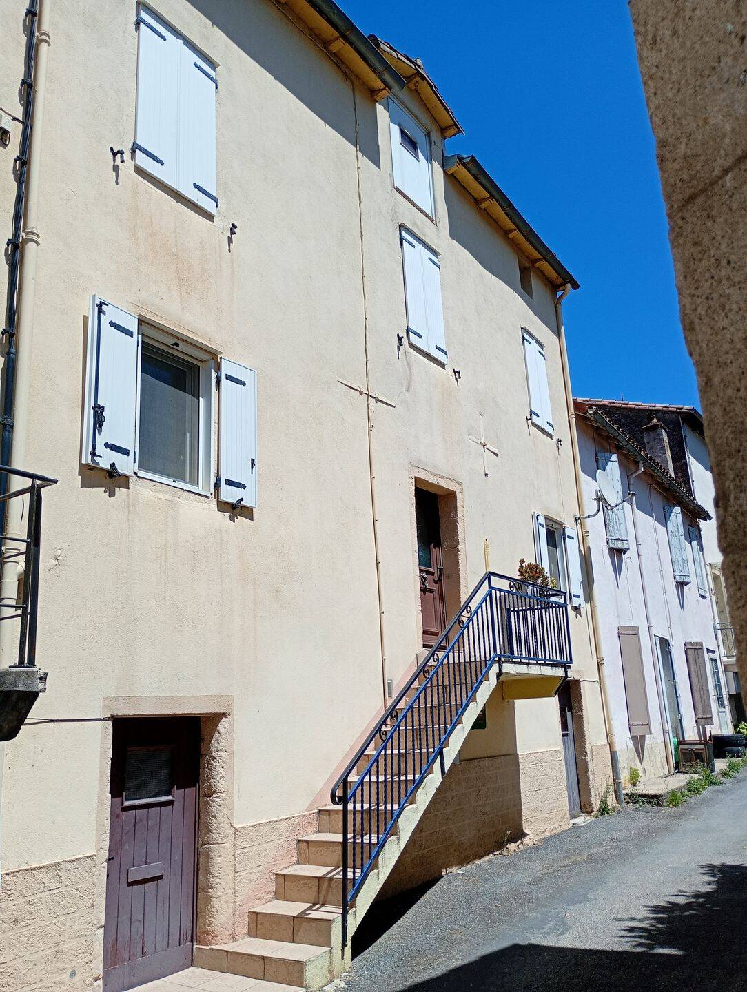 Maison 4 pièces 70 m² · à Tournemire · 70 m² · 65 000 €