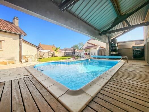 Maison à vendre 290 000 € 9 pièces 7 chambres 255 m² 639 m² de terrain Champdôtre 21130